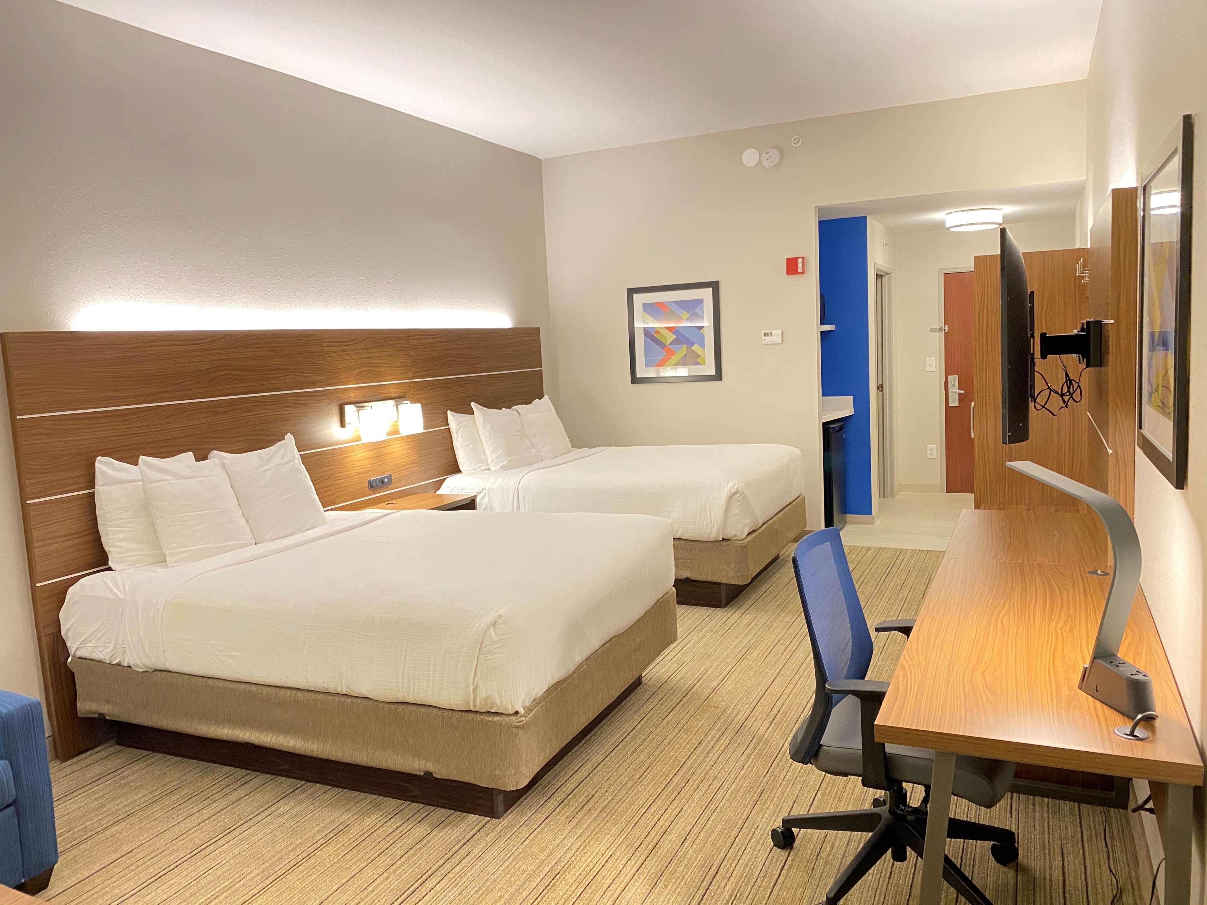 Holiday Inn Express & Suites - Williamstown - Glassboro By Ihg Dış mekan fotoğraf