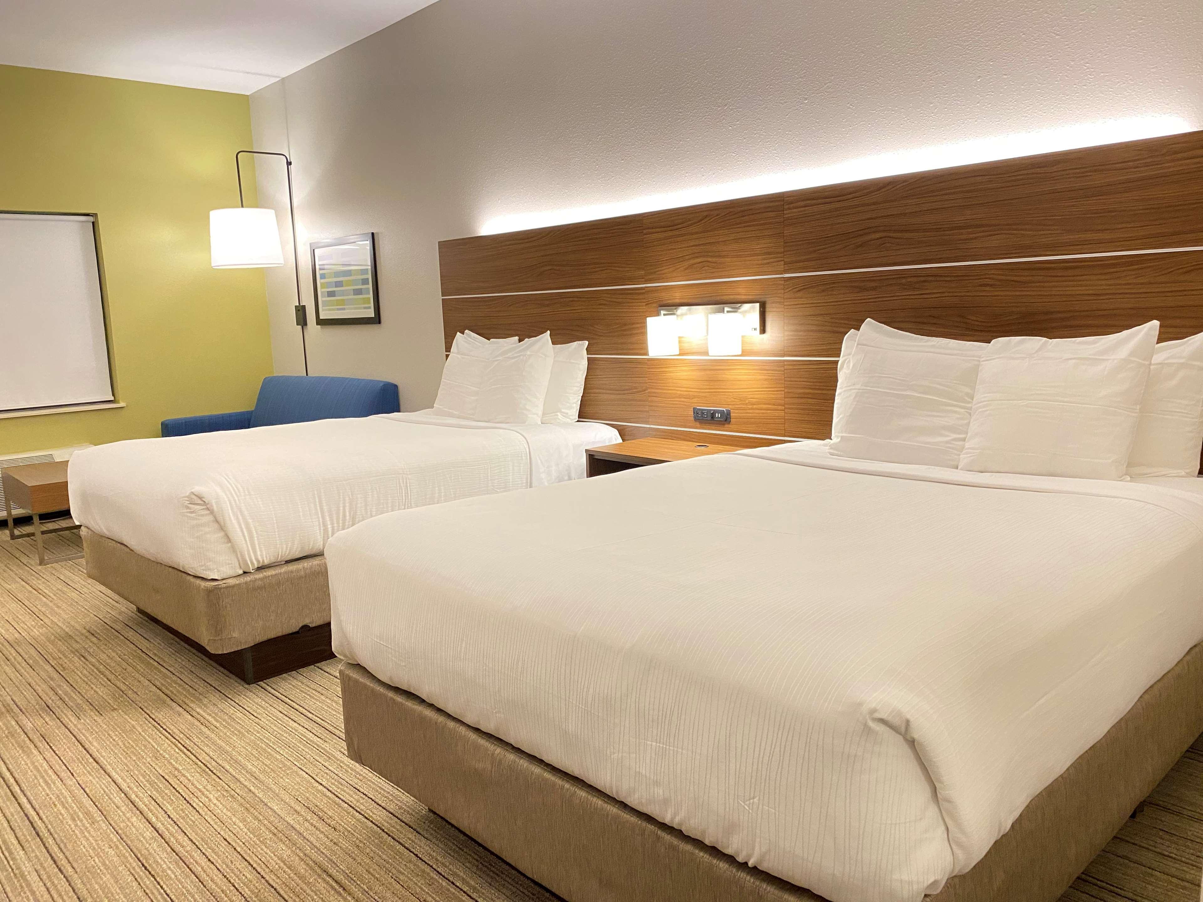 Holiday Inn Express & Suites - Williamstown - Glassboro By Ihg Dış mekan fotoğraf